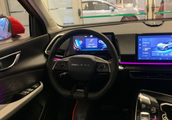 Подержанный автомобиль BAIC X55 2024 года (10 фото)