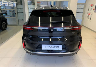 Подержанный автомобиль Exeed TXL 2023 года (5 фото)