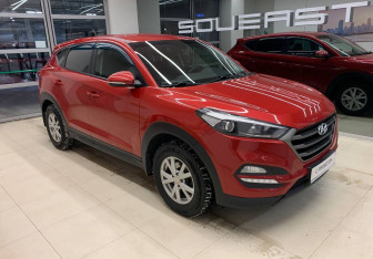 Подержанный автомобиль Hyundai Tucson 2016 года (3 фото)