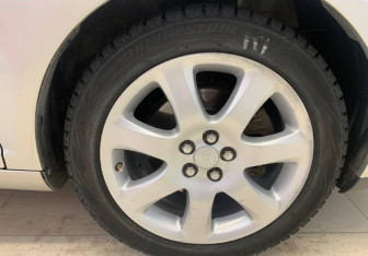 Подержанный автомобиль Toyota Avensis Sedan 2007 года (16 фото)