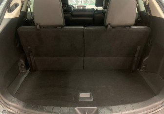 Подержанный автомобиль Mazda CX-9 2012 года (8 фото)
