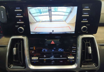 Подержанный автомобиль Kia Sorento 2021 года (11 фото)