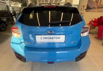 Подержанный автомобиль Subaru XV 2016 года (5 фото)