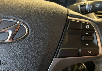 Подержанный автомобиль Hyundai Solaris Sedan 2017 года (20 фото)