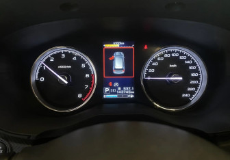 Подержанный автомобиль Subaru Forester Suv 2018 года (10 фото)