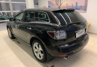 Подержанный автомобиль Mazda CX-7 2010 года (6 фото)