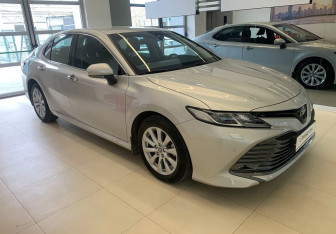 Подержанный автомобиль Toyota Camry Sedan 2020 года (3 фото)