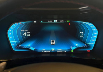 Подержанный автомобиль Geely Tugella 2022 года (10 фото)