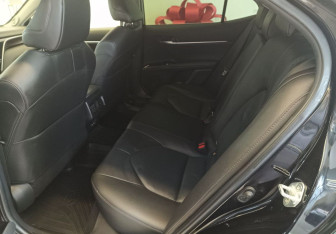 Подержанный автомобиль Toyota Camry Sedan 2019 года (9 фото)