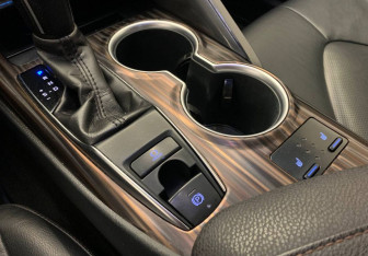 Подержанный автомобиль Toyota Camry Sedan 2019 года (15 фото)