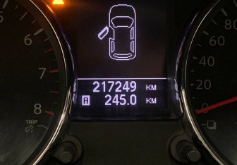 Подержанный автомобиль Nissan Qashqai+2 2010 года (12 фото)