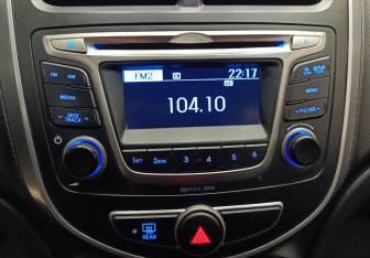 Подержанный автомобиль Hyundai Solaris Sedan 2016 года (12 фото)