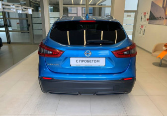 Подержанный автомобиль Nissan Qashqai 2019 года (5 фото)