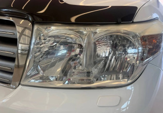 Подержанный автомобиль Toyota Land Cruiser Suv 2011 года (7 фото)