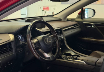 Подержанный автомобиль Lexus RX 2019 года (13 фото)