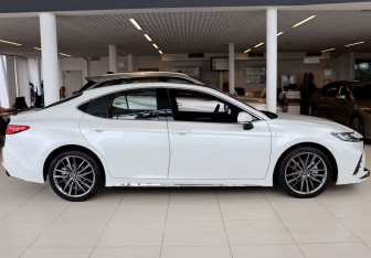 Новый Toyota Camry Sedan 2026 (10 фото)