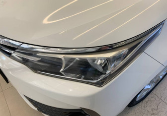Подержанный автомобиль Toyota Corolla Sedan 2016 года (14 фото)