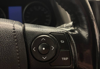 Подержанный автомобиль Toyota RAV4 2019 года (21 фото)