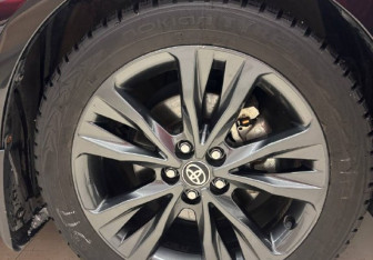 Подержанный автомобиль Toyota Corolla Wagon 2019 года (16 фото)