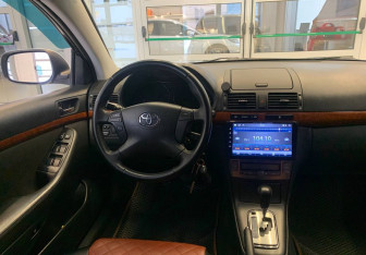 Подержанный автомобиль Toyota Avensis Sedan 2007 года (9 фото)