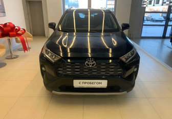 Подержанный автомобиль Toyota RAV4 2019 года (2 фото)