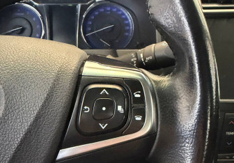 Подержанный автомобиль Toyota Camry Sedan 2018 года (18 фото)