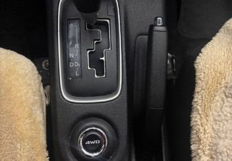 Подержанный автомобиль Mitsubishi Outlander 2014 года (22 фото)
