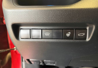 Подержанный автомобиль Toyota RAV4 2021 года (22 фото)