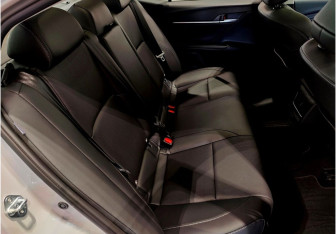 Новый Toyota Camry Sedan 2025 (11 фото)