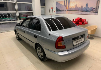 Подержанный автомобиль Hyundai Accent Sedan 2007 года (6 фото)