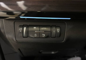 Подержанный автомобиль Exeed VX 2022 года (22 фото)