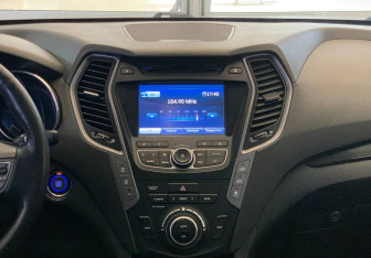 Подержанный автомобиль Hyundai Santa Fe 2013 года (12 фото)